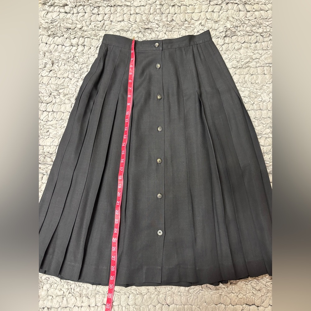 Elegant Vintage Jones of New York Black Pleated Skirt - Picture 5 of 5